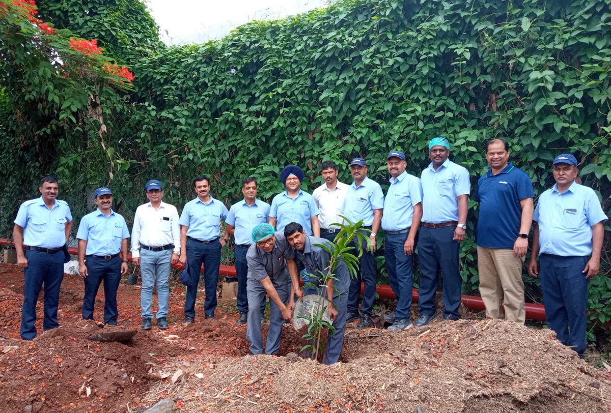 fulflex_global's tweet photo. Celebrated Environment Day to mark the importance of nature and the environment, for it is the only thing that can make life sustainable.

#worldenvironmentday #Fulflex #Fulflexglobal #worldenvironmentday2022 #sustainability https://t.co/FHU5SYdfUs