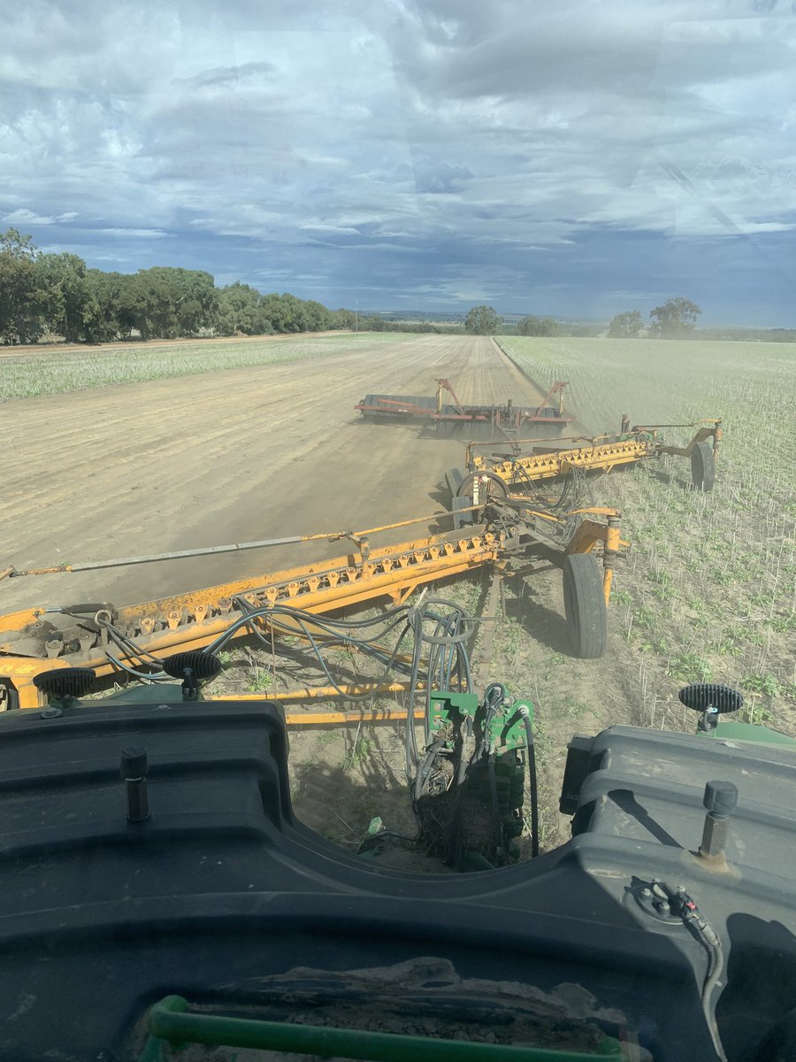 Andrew Gillam tweet media