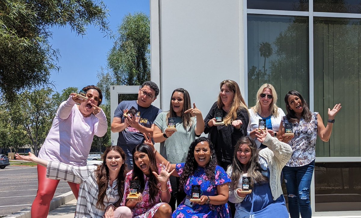 DrSonal_EDU's tweet photo. "Leadership is the capacity to transform vision into reality" This is exactly what @ChanSharisa did with our #IEMicrobitPLN. Thank you Dr.Chan for always leading the way! Because of you - we have expanded our vision for broadening  K-5 #CS access! Great celebration today!🎉 https://t.co/ZMwzfiwy9Z