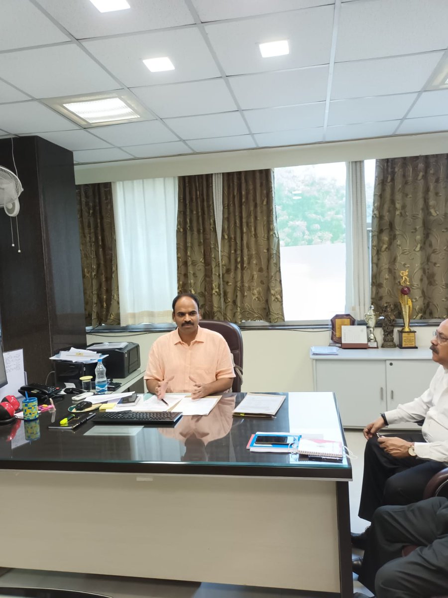 MVVNLmd's tweet photo. श्री भवानी सिंह खगारौत (आई0ए0एस0) बने प्रबन्ध निदेशक, मध्यांचल विद्युत वितरण निगम लि0,। @myogiadityanath @CMOfficeUP @UppclChairman @mduppcl @UPPCLLKO @MVVNLHQ https://t.co/hiCFmttFt9