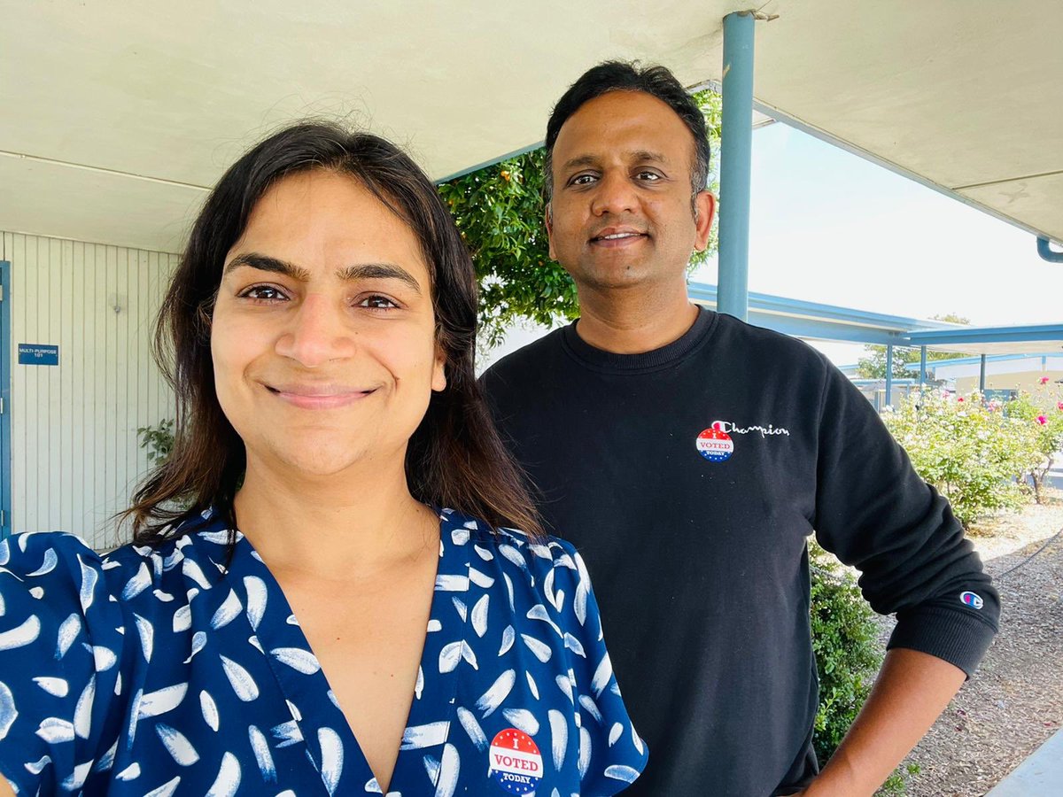 nitinsinghal123's tweet image. Voting with @soniasinghal322