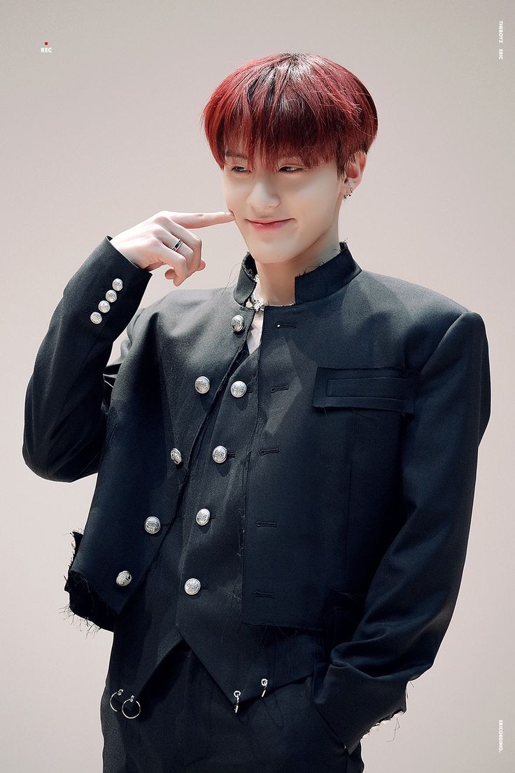 jjyuscent's tweet photo. I FKING MISS ERIC SOHN BTW . 
MISSING TBZ'S MAKNAE SOHN YOUNGJAE RN 💗‼️ https://t.co/s9Pefc4ieP