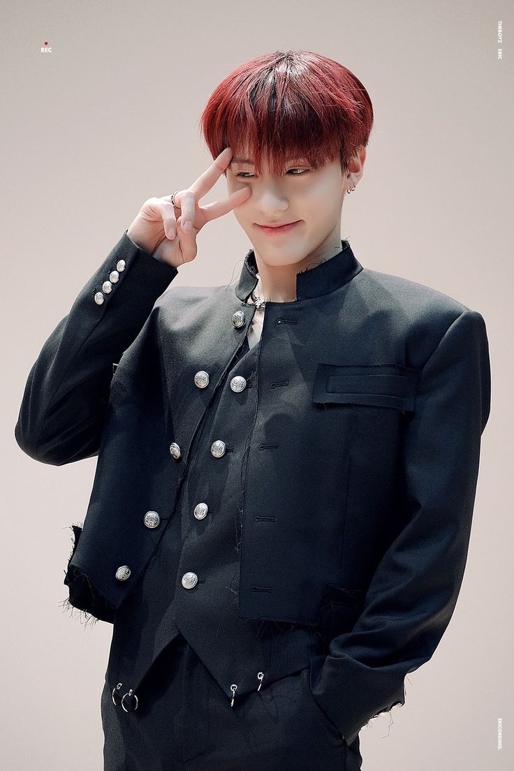 jjyuscent's tweet photo. I FKING MISS ERIC SOHN BTW . 
MISSING TBZ'S MAKNAE SOHN YOUNGJAE RN 💗‼️ https://t.co/s9Pefc4ieP