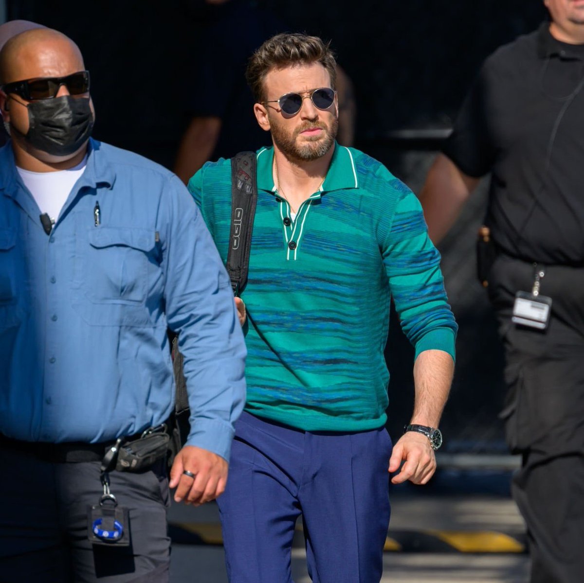 hourly chris evans (fan) tweet media
