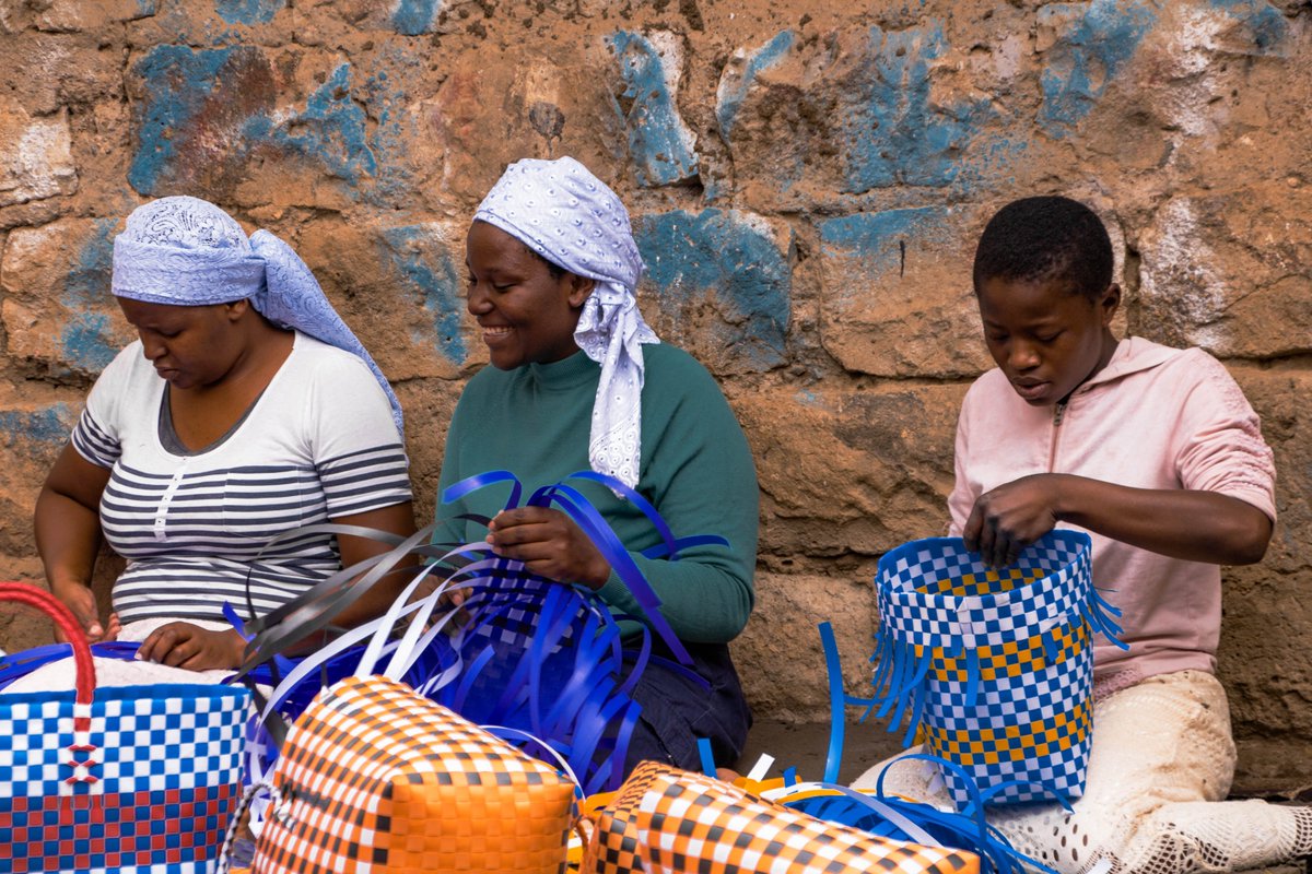 AfricanSilences's tweet photo. The silence was heard! BTS to an upcoming story of Kenyan mitumba basket weavers https://t.co/lDMUzeHkyk