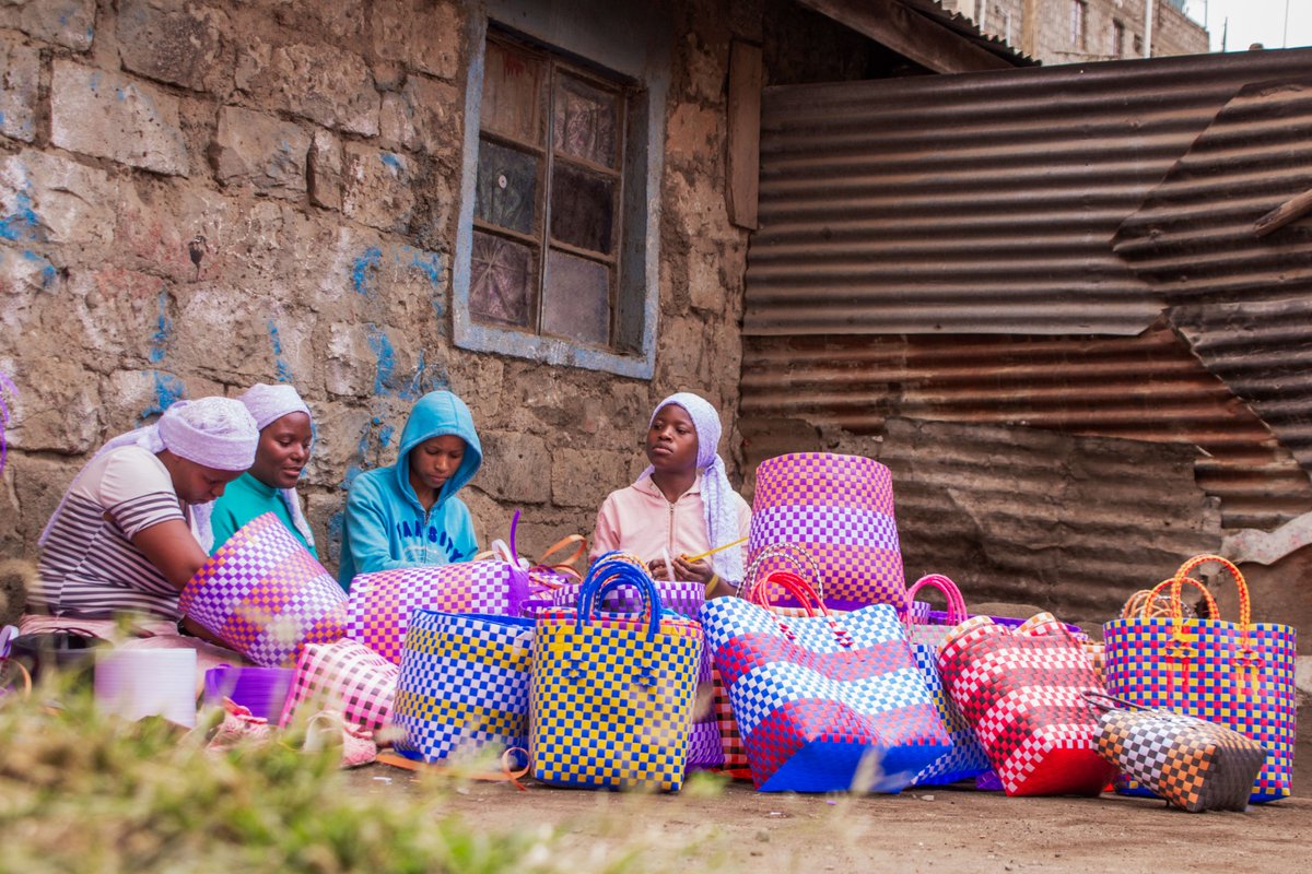 AfricanSilences's tweet photo. The silence was heard! BTS to an upcoming story of Kenyan mitumba basket weavers https://t.co/lDMUzeHkyk