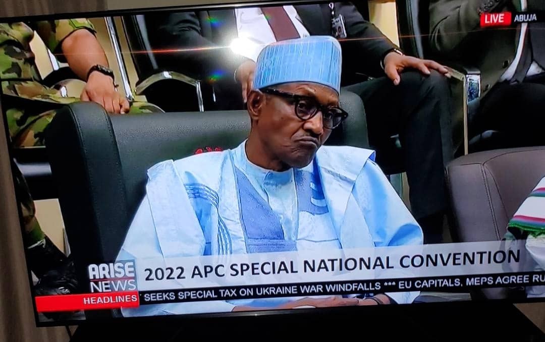MallamPelliks's tweet photo. What have you #APCDelegates done to our BabaBubu?
#APCPresidentialPrimaries
#APCSpecialConvention
#BAT2023
#OsinbajoIsComing
#Seun
#Fulani #Buhari
#Tinubu2023 https://t.co/39OvyVcuY4