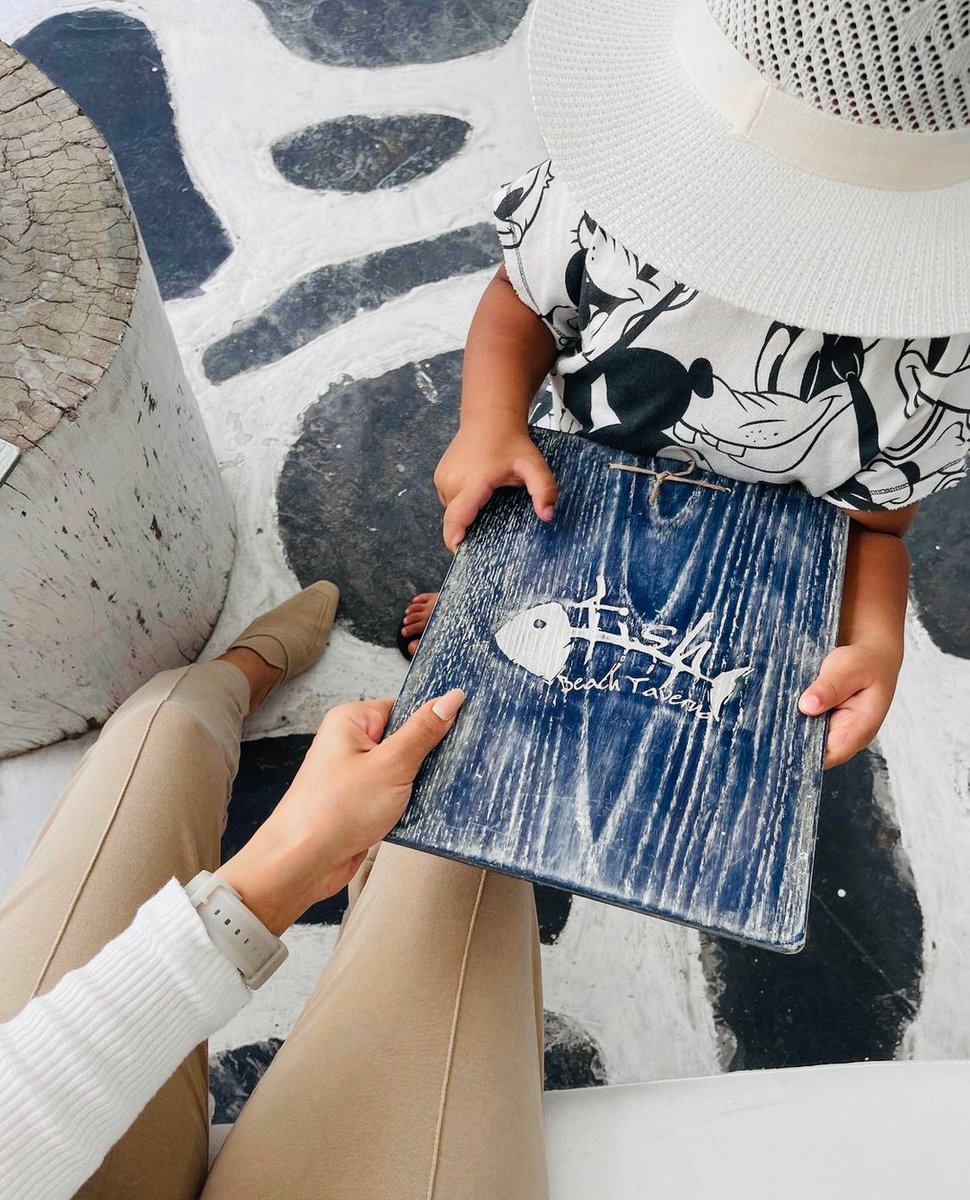 Good taste from a young age will last you forever.

📸 <a href="/sh0ogan/">Sh2gan Almansoory</a>

#lemeridienminaseyahi