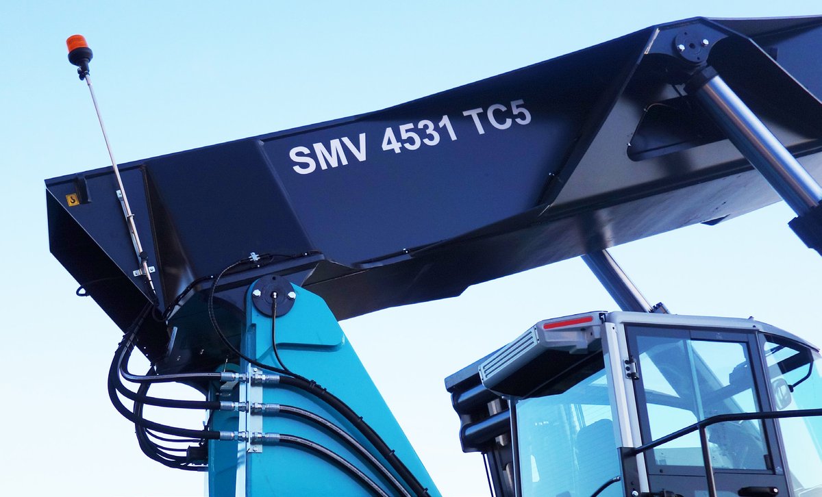 KCLiftTrucks's tweet image. Optimize your lift trucks operation time. Get the main lift truck #greasing points automatically lubricated with #Konecranes Automatic Greasing System kit. Place your order by the end of June to get an extra 10% discount. hubs.la/Q01ccX730 
#kclifttrucks #parts #promotions