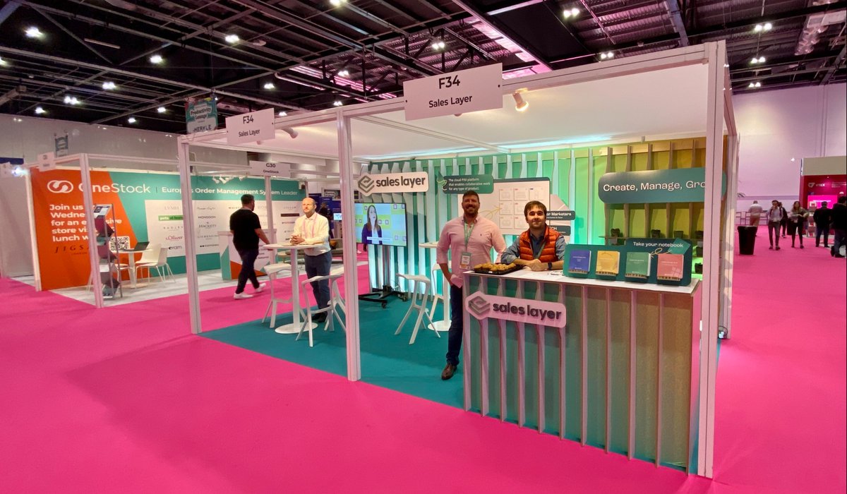 SalesLayer's tweet photo. 🤩 Our experience at #ShoptalkEurope it's been amazing so far! Our representative team is enjoying the atmosphere of the event from our fantastic Stand F34. 👉 Today is the last day, in case you want to stop by! #SalesLayer #PIM #productinformation @shoptalk https://t.co/yAlkLVm28o