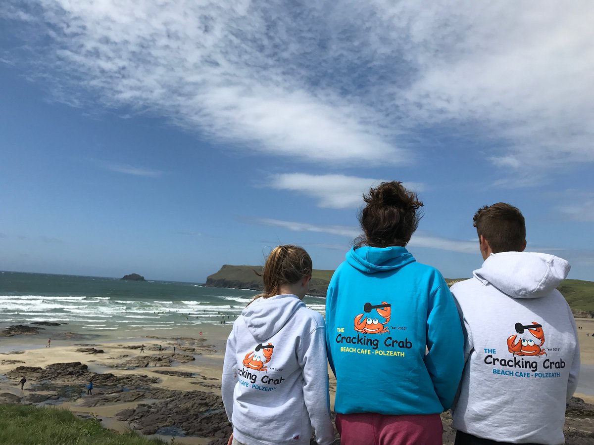🦀 

#cornwall #polzeath #shop #crackingcrab