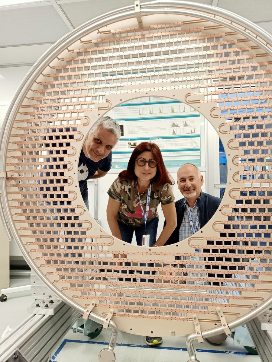 H2020News's tweet photo. And NEWS (https://t.co/fU4AIfxF2T) Researchers at Fermilab are beginning to assemble the Mu2e electromagnetic calorimeter, this is the backplane that will hold the 670 Frontend Readout Units.
(#MSCA, #RISE, #ITN) https://t.co/vDCqTdo7k2
