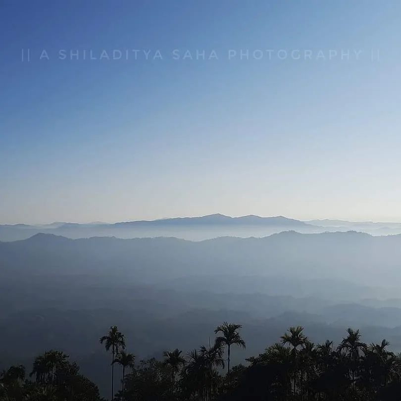 tripura_glow's tweet photo. Paradise Of Tripura,  Jampui.❤️

PC : Shiladitya Saha

#tripuraglow #incredibletripura #agartala #tripura #jampui #jampuihill #hills #paradiseonearth #tripuratourism #incredibleindia https://t.co/Mua3xg1l6Q