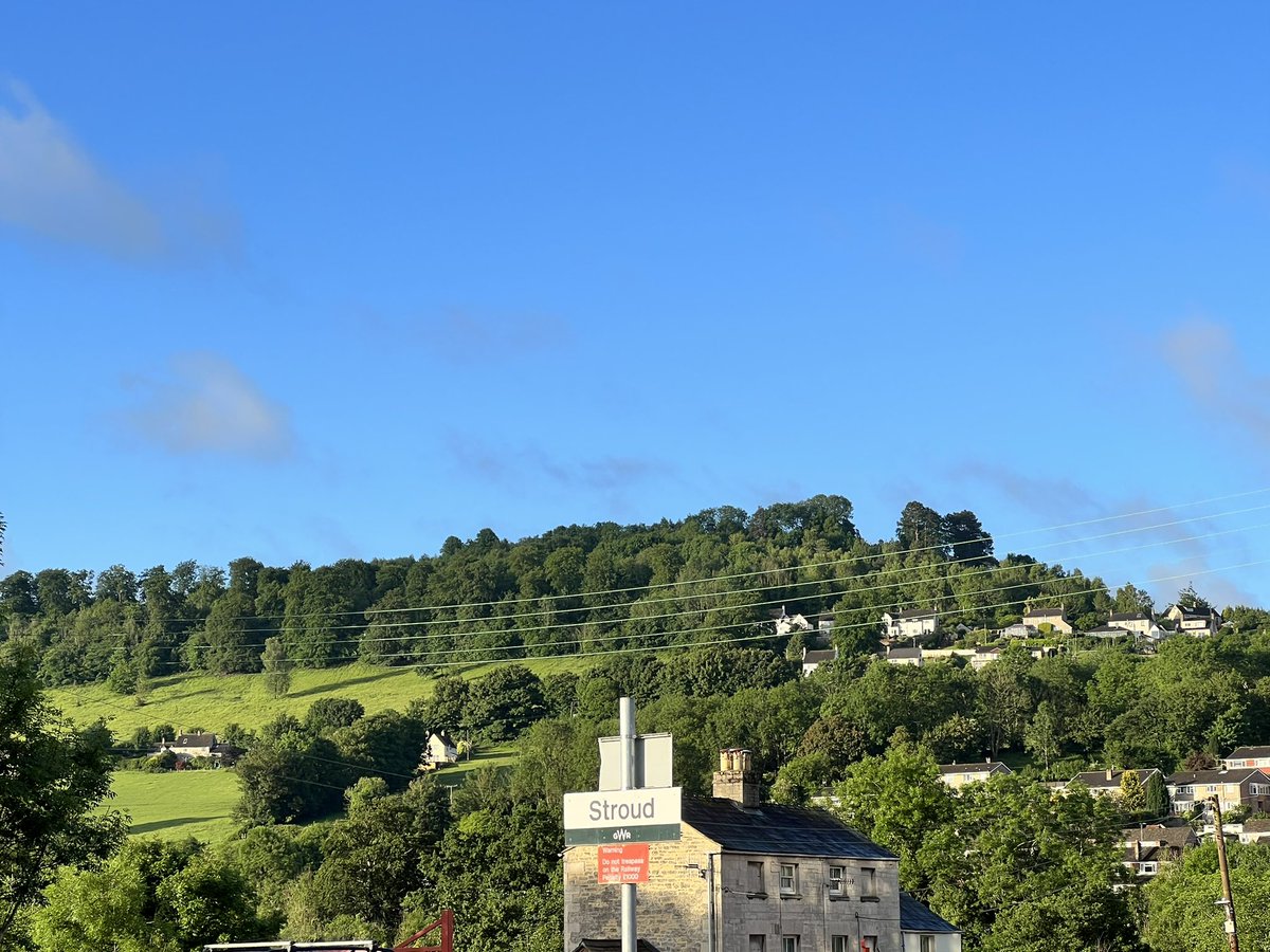 Early start as I head to the @ShowAccountancy today

So many people to catch up with, so many talks, so many apps…

…could do with a 4 day weekend to recover 😂