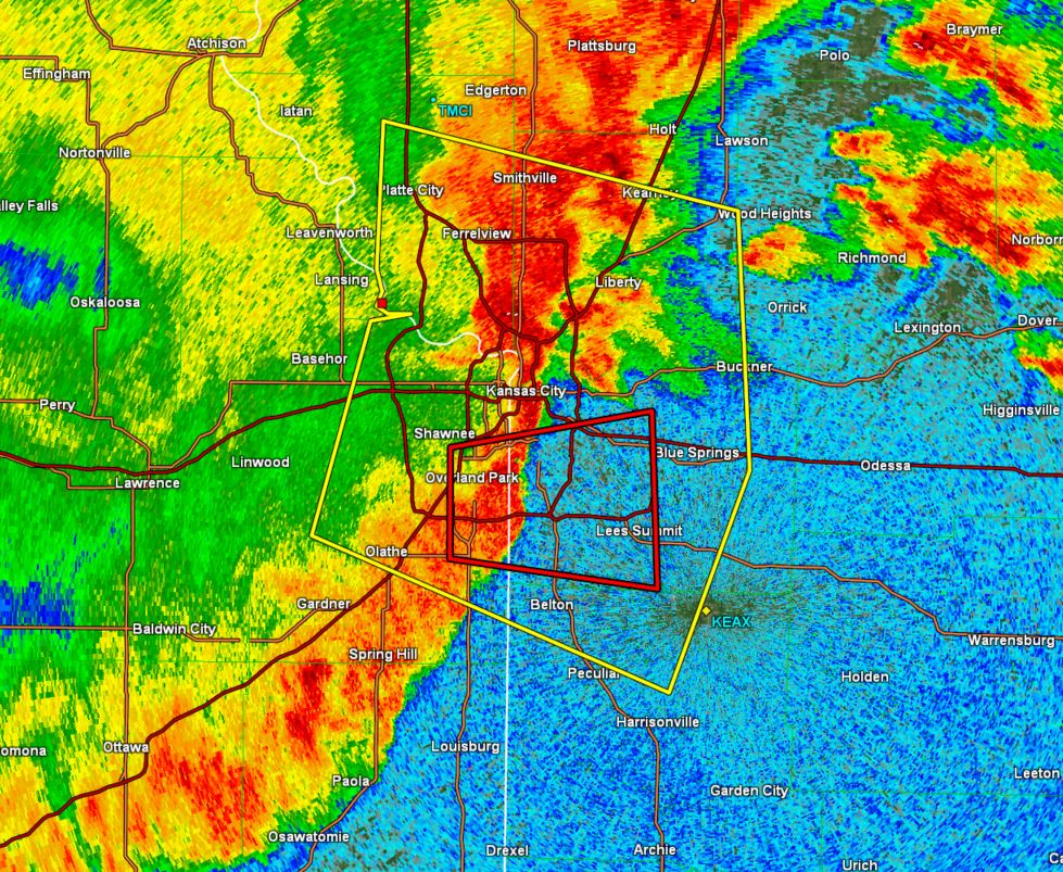 NWSKansasCity's tweet photo. TAKE COVER NOW! Radar confirmed a tornado near Leawood moving east. https://t.co/iK6ENYc1WX