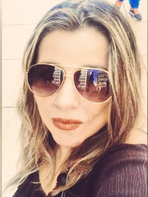 __Yesika__'s tweet image. #FélizOmbligoDeSemana💯😎💃
#8Junio🦉♥️🦉♥️
#VanityTime🌺💋🌷
Hoy vamos con tooooodo ...