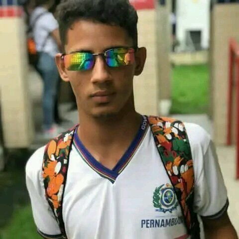BrBrothers_'s tweet photo. O rosto // A pica https://t.co/o54u8NXBwL