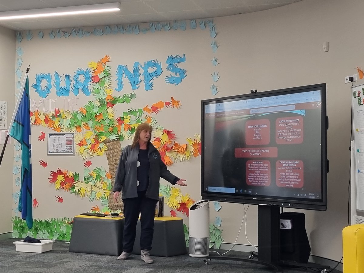 NorthbournePS's tweet photo. Northbourne PL - Today our staff had rich discussion of what does a good writing lesson look like. https://t.co/Dk54pCAXzY