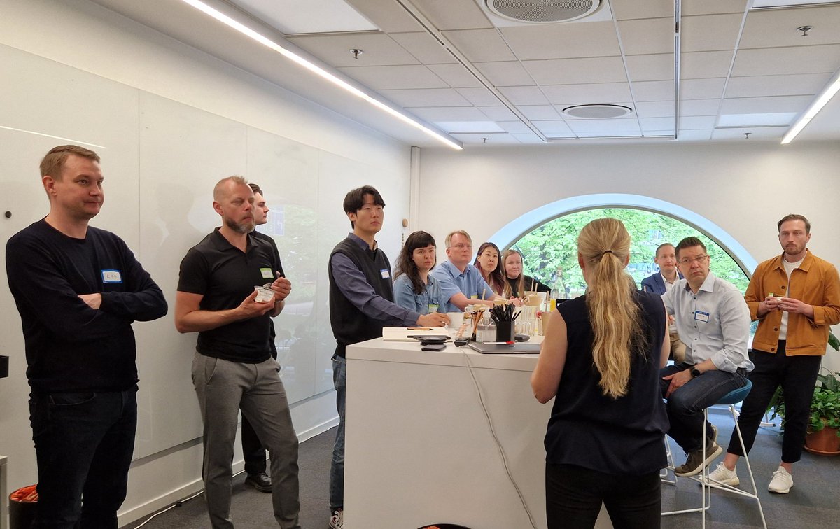 Today we are gathered for a peer-to-peer meetup on how to innovate in B2B through ecosystems &amp; human AI. Great to have so many experts from different companies networking and sharing insight and inspiration! #B2B #innovation #ecosystems
