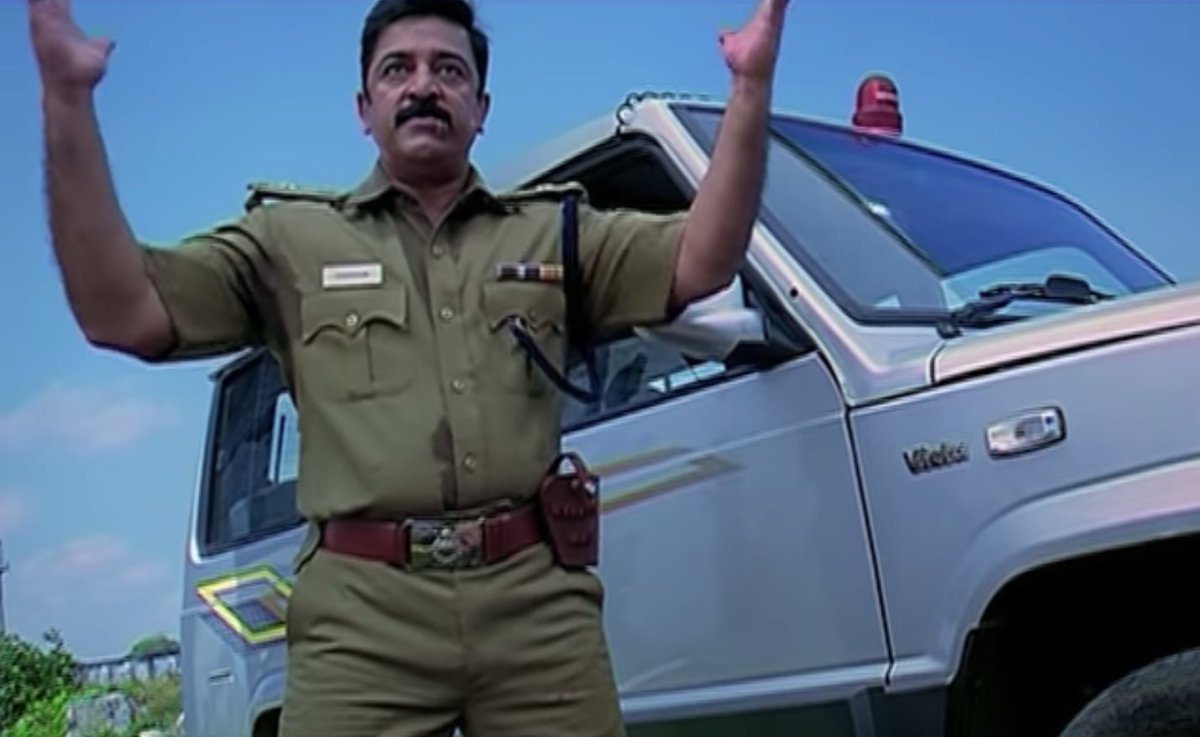 isharann's tweet photo. Anyone noticed the vettaiyaadu vilaiyaadu reference in #Vikram interval scene @Dir_Lokesh #Fanboy https://t.co/FKO9q2c9Mb