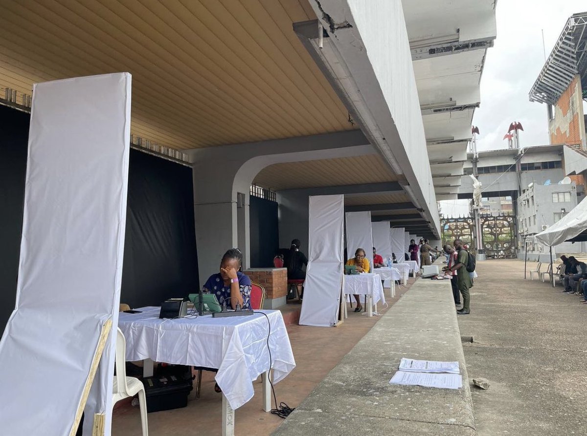 mrmacaroni's tweet photo. Nigerian Youths are going out massively to get their PVC’s!!
You can register in your Area or at The Tafawa Balewa Square between now and Saturday ahead of the Youth Vote Count Concert in Lagos brought to you by the EU and YIAGA. (it’s coming to other states also) https://t.co/slbbYaxsIq