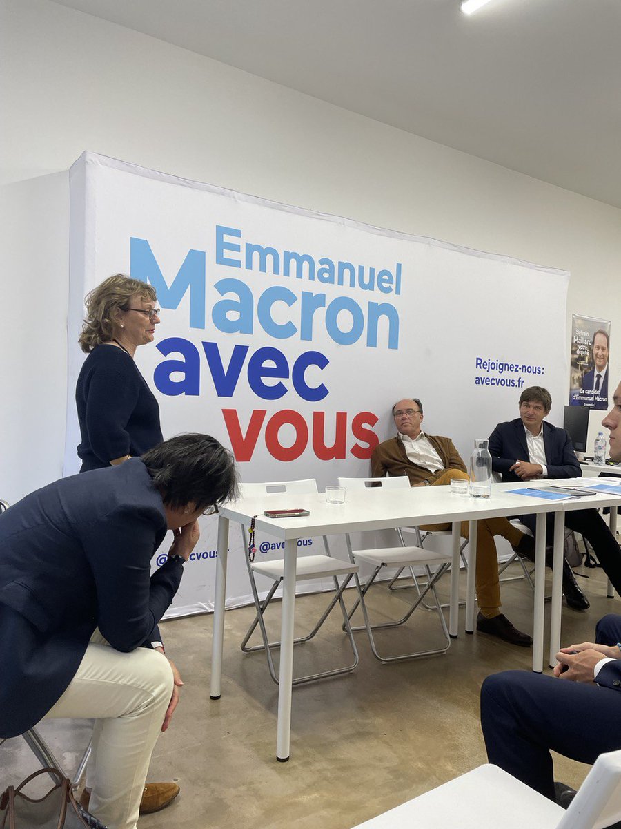 Bassaler Nathalie (@nbassaler) on Twitter photo « Faire société avec tous les âges », conférence passionnante hier de <a href="/edehennezel/">Edouard de Hennezel</a>, <a href="/tanguychatel/">tanguy chatel</a> du <a href="/CercleVS/">Cercle Vulnérabilités & Société</a> en présence de @figueroa75001 suppléante de <a href="/SylvainMaillard/">Sylvain Maillard</a> organisée par @HorizonsParisCe
Télécharger leur note ici : bit.ly/3PTgZlJ « Faire société avec tous les âges », conférence passionnante hier de <a href="/edehennezel/">Edouard de Hennezel</a>, <a href="/tanguychatel/">tanguy chatel</a> du <a href="/CercleVS/">Cercle Vulnérabilités & Société</a> en présence de @figueroa75001 suppléante de <a href="/SylvainMaillard/">Sylvain Maillard</a> organisée par @HorizonsParisCe
Télécharger leur note ici : bit.ly/3PTgZlJ