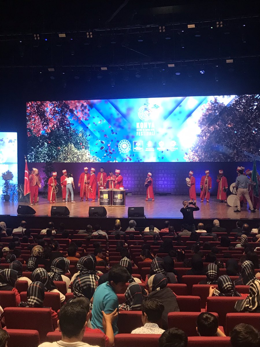 Konya Çevre ve Sıfır Atık Festivali  Çevre Eğitim Projesinde İl birincisi olan okullarımızı tebrik ediyorum Emeği geçen herkese teşekkürler 
 <a href="/OzilLevent/">Dr. Levent Özil🇹🇷🇹🇷🇹🇷</a> <a href="/ozkan_meb/">Özkan AVCI</a> <a href="/SeyitAliBuyuk/">Seyit Ali Büyük</a> @mkurt7386 <a href="/mustafakoca42/">Mustafa Koca</a> <a href="/ferit_kemal/">Kemal Ferit TURGUTLUᅠᅠᅠᅠᅠᅠᅠᅠᅠᅠᅠᅠᅠᅠ</a>