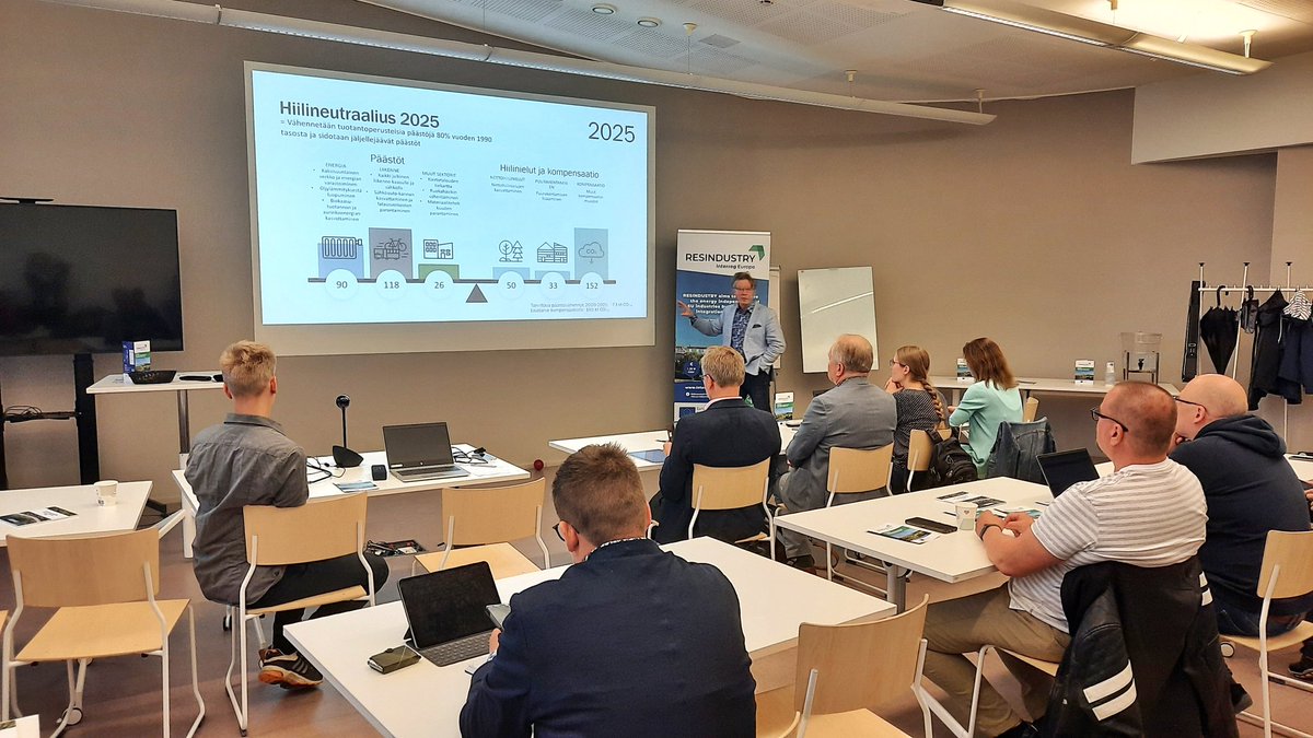 Katerina Medkova (@medkovakaterina) on Twitter photo Currently, Juhani Pirinen from <a href="/LahdenKaupunki/">Lahden kaupunki / City of Lahti</a> talks about Lahti's aim to become carbon neutral by 2025, emphasising also the role of #renewableenergy & #energyefficiency, in lone with <a href="/ResindustryP/">RESINDUSTRY Project</a> &@sme_power. <a href="/interregeurope/">Interreg Europe</a> <a href="/LABfinland/">LABfinland</a> <a href="/Heinolakaupunki/">Heinolan kaupunki</a> Currently, Juhani Pirinen from <a href="/LahdenKaupunki/">Lahden kaupunki / City of Lahti</a> talks about Lahti's aim to become carbon neutral by 2025, emphasising also the role of #renewableenergy & #energyefficiency, in lone with <a href="/ResindustryP/">RESINDUSTRY Project</a> &@sme_power. <a href="/interregeurope/">Interreg Europe</a> <a href="/LABfinland/">LABfinland</a> <a href="/Heinolakaupunki/">Heinolan kaupunki</a>