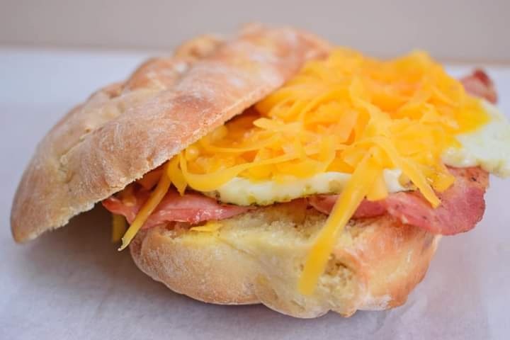 Cappulicious_pe's tweet photo. Whether it's breakfast on the go or a sit-in it should be memorableโจ๐ฅช
-Good Morning โ
๐3 Govan Mbeki Ave (Kwantu Towers) Port Elizabeth.
.
.
#cappulicious #coffee #coffeeshop #cafeingqeberha #coffeeingqeberha #foodinpe #portelizabethsouthafrica #gqeberha #Refreshments https://t.co/vSF0UL6mBs