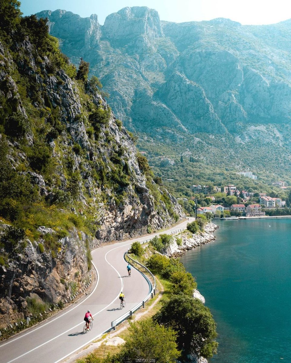 MontenegroShare's tweet photo. #Triathlon in Boka bay 🚴

#CrnaGora #Montenegro #ShareMontenegro 

📷 Sinaysky (Instagram) https://t.co/Wv7ENv29Wd