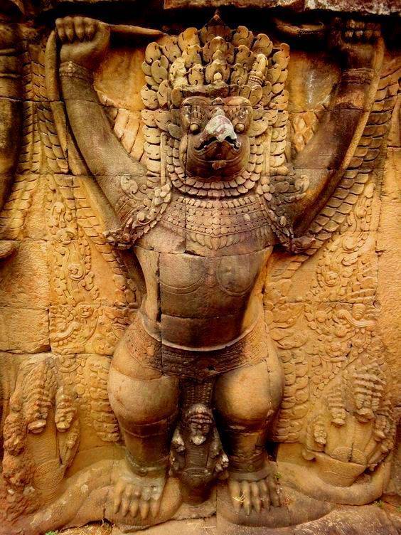 PNith14's tweet photo. KRUT or GARUDA is God of Strength and Vigilance, 
HeadGod-041 🔥🔥
#NFTs #Garuda #NFTCommmunity

https://t.co/hkmjX1x7XL https://t.co/EUWHuub5A8