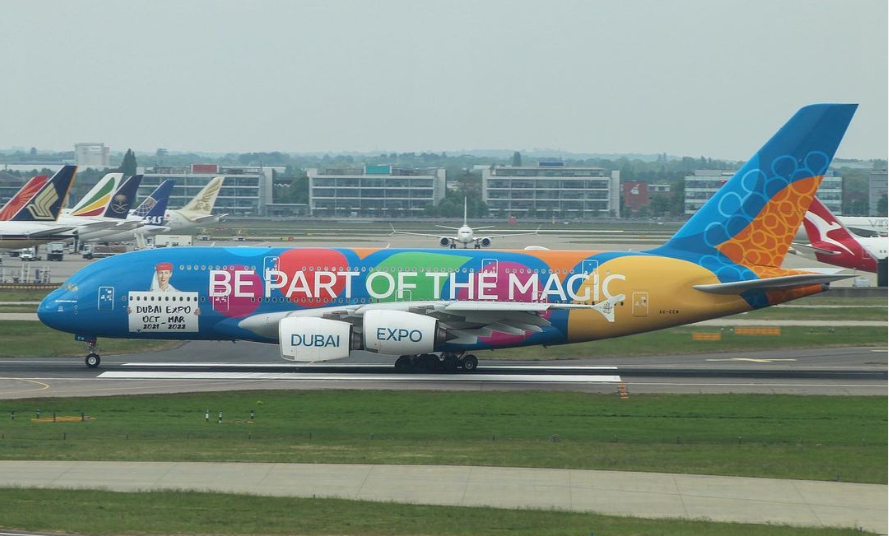 Heathrow Airport tweet media