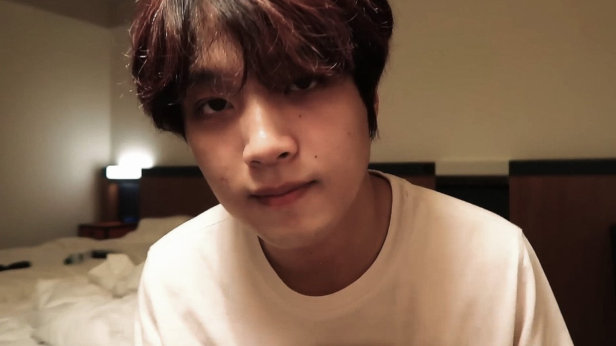 ihaecyou's tweet photo. oh god, haechan's so handsome https://t.co/50bBXMXnvD