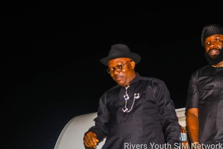 Simifubara's tweet photo. I have collected my certificate of return, as the PDP Governorship candidate in Rivers State. Thanks to my leader,  E.N Wike, the Executive Governor of Rivers State, to other leaders of the party for their efforts and thanks to our members for waiting https://t.co/xcVoNYgU9T