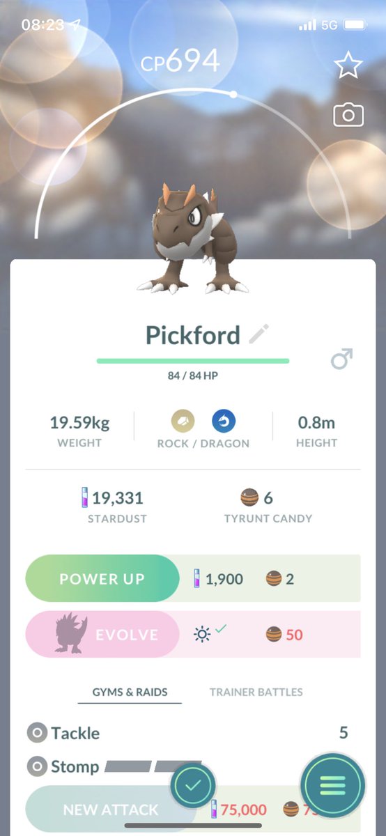 RightNUFC's tweet photo. Walking to work on #PokemonGo just minding my own business and I go and catch myself a Pickford!!!!!! #pokemongo #tinyarms @JulioGeordio80 https://t.co/rmBERWq0ZS