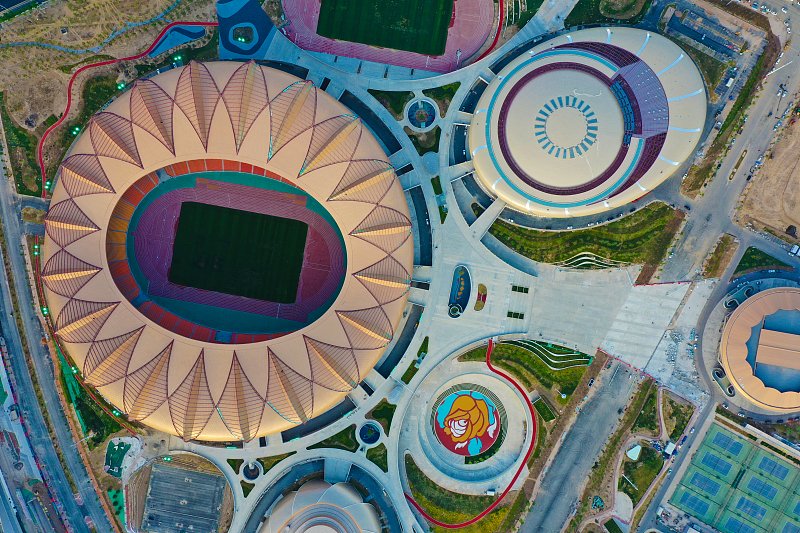 ExploreGansu's tweet photo. ✨🔝New landmark! 

🌆🏅Lanzhou Olympic Sports Center, the main venue of the upcoming 2022 Provincial Games in Lanzhou, #Gansu province, features a rose-shaped structure that is catching people's eyes.

 👀🔛Let's go visit for a closer view.  #GansuUpdates #GansuView https://t.co/iJsv6PpgQ1
