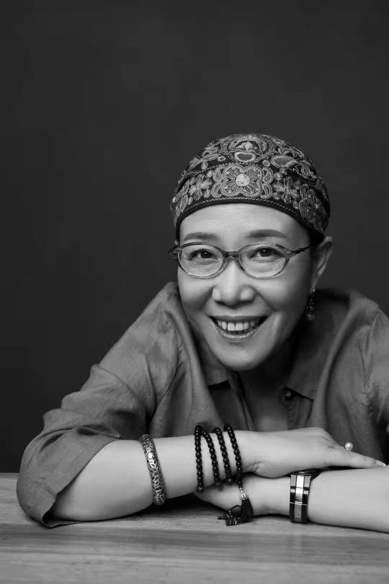 hkiffindustry's tweet photo. The female representative of the Chinese Fifth Generation filmmakers Liu Miaomiao joined #B2BALoveSupreme and will present her new piece, THE FLOWER'S TIME which started shooting today. The film is based on a short story, starring Moxi Zishi and co-produced by #HKIFFS. https://t.co/1BIKTqsP2j