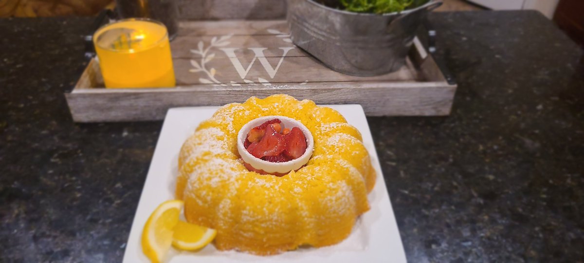 UnstoppableG89's tweet photo. Cannacake with a fresh mix of strawberries,banana and lemon. Whole cake-3500mg ๐๐คฏ๐ฏ
#thcinfused #bakedandbaking #homemade #cookingwithweed #420friendly
I should have a cooking show in my wheelchair with infused foods. Plus, I want to meet @GDeLaurentiis! ๐
@FoodNetwork https://t.co/5JuUC673uB