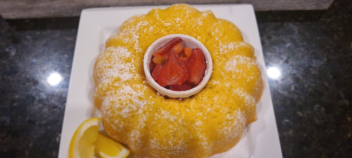 UnstoppableG89's tweet photo. Cannacake with a fresh mix of strawberries,banana and lemon. Whole cake-3500mg ๐๐คฏ๐ฏ
#thcinfused #bakedandbaking #homemade #cookingwithweed #420friendly
I should have a cooking show in my wheelchair with infused foods. Plus, I want to meet @GDeLaurentiis! ๐
@FoodNetwork https://t.co/5JuUC673uB