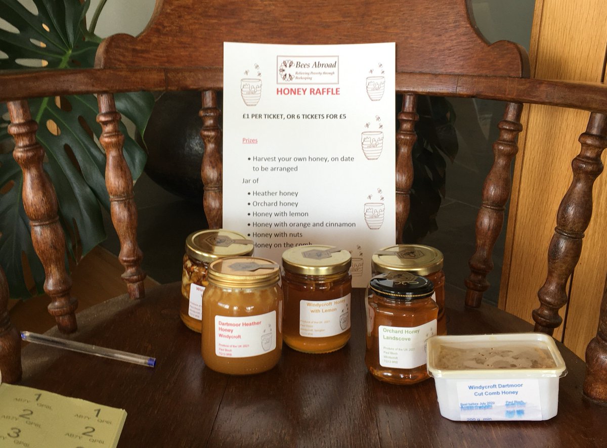 BeesAbroad's tweet photo. Huge thanks to Dawn for organizing a fantastic #WorldBeeDay Garden Party in Devon! African Honey-tasting and Hive display and Prize Raffle. Supporting #beekeepingprojects for #beekeepersforlife
#honeytasting #topbarhives https://t.co/rQWzT5izcY