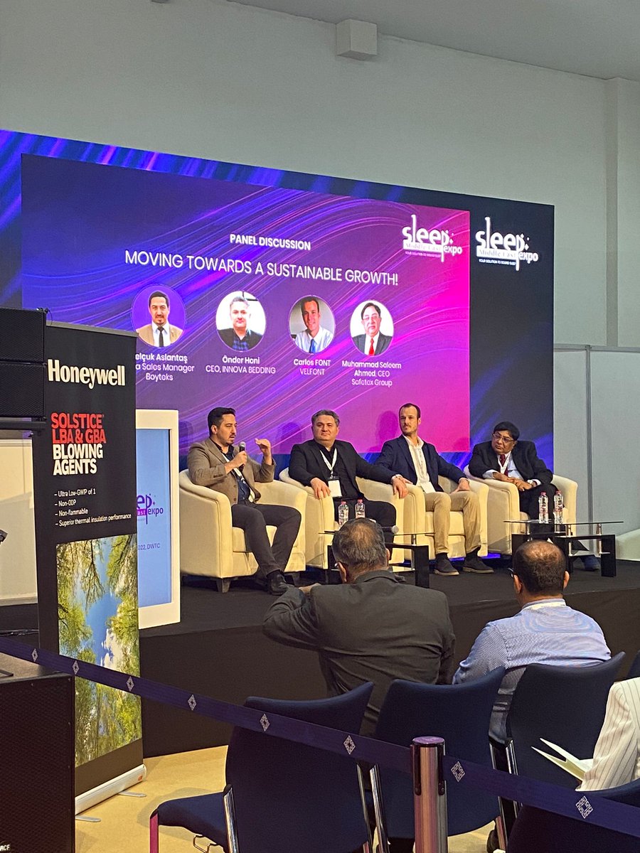 innova_bedding's tweet image. 🤩Our founder Mr. Önder Honi (@ONDERHONI ) participated as a speaker at the conference on sustainability, recycling, circulation, vegan and organic bedding materials in the mattress industry at the Sleep Expo Dubai 2022 Fair. 

#dubaifair  #sleeptech #mattress #sleepexpodubai