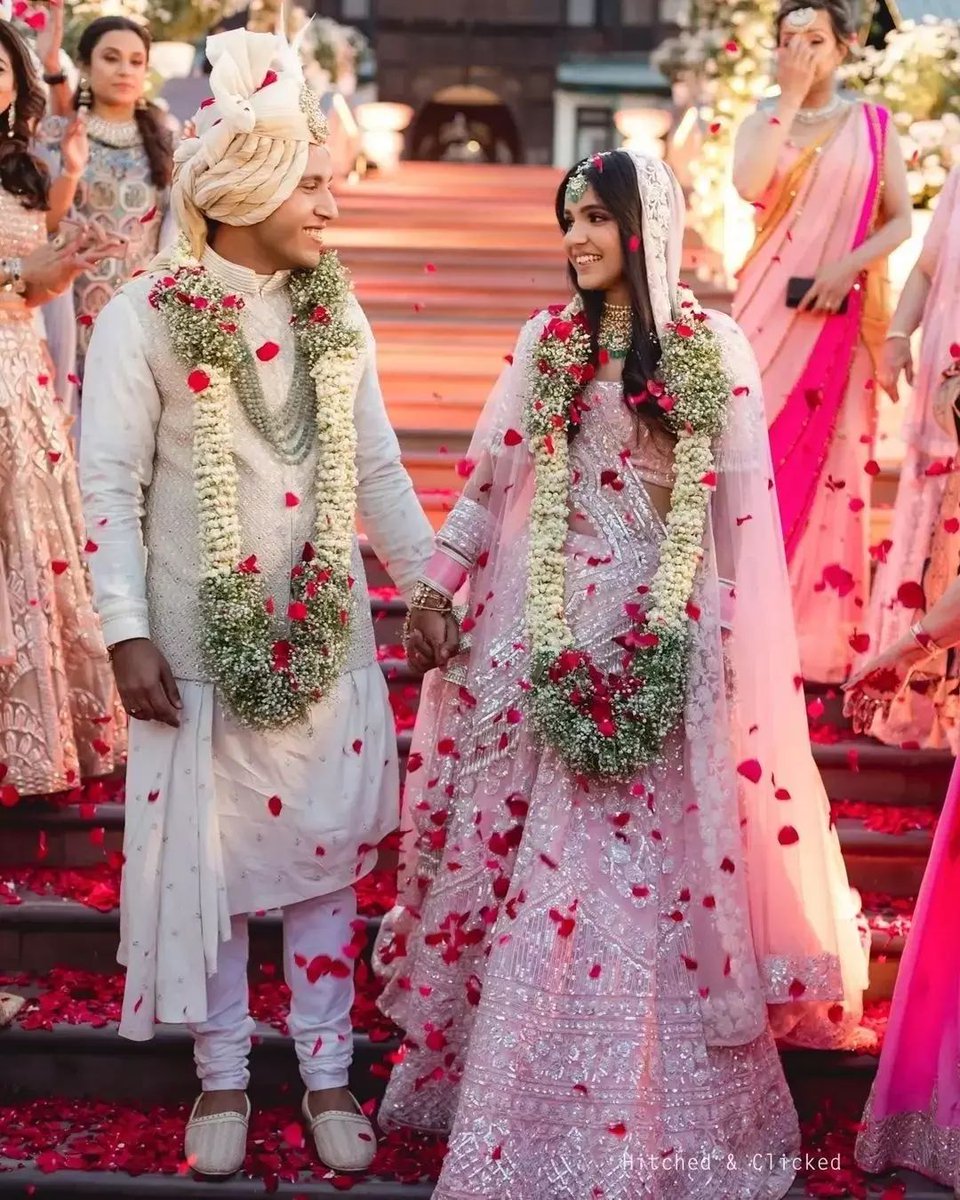 WeddingWire India tweet media