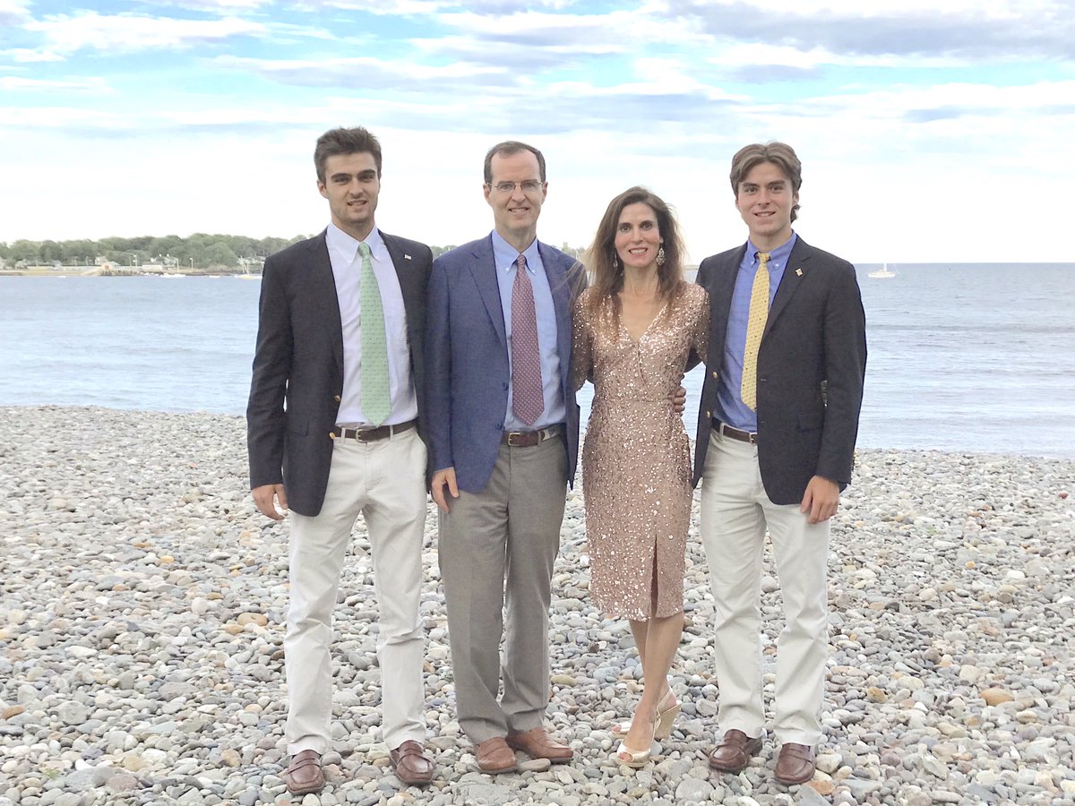 BethFratesMD's tweet photo. 26 years today! 🥳💒

💗Love endures all things 
and continues to 
create great
joy.💗

#weddinganniversary #anniversary #love https://t.co/eLYK9Fa9x2