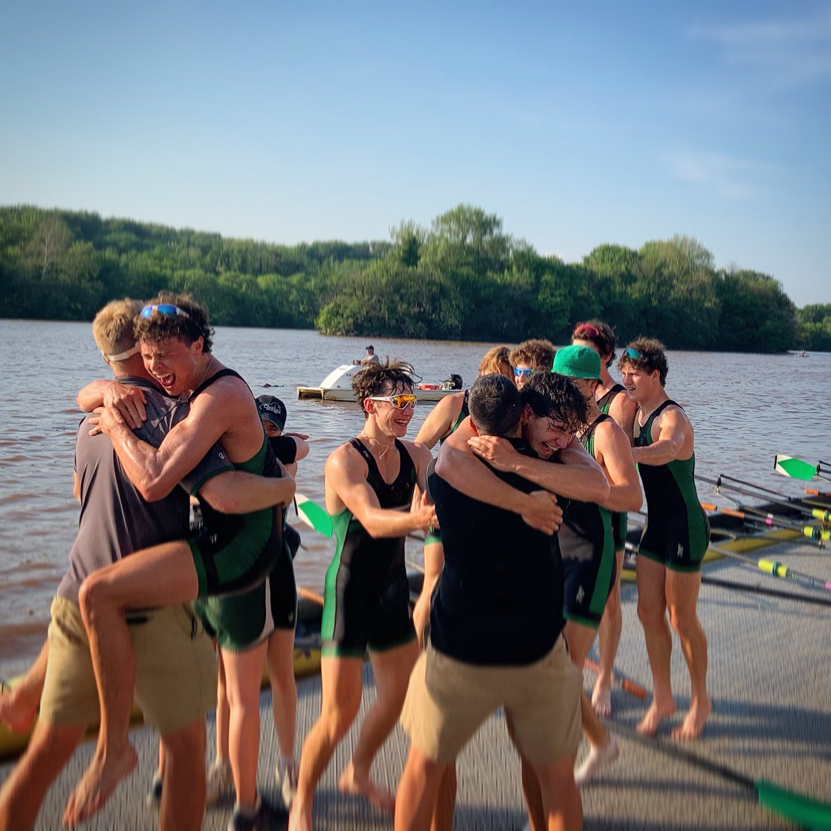 ‼️BIG NEWS‼️ An anonymous donor is matching donations to our Henley trip raised by next Friday at 2:1, up to $15,000 in matching funds. 

You read that right!
💰turns into 💰💰💰! 

Help us sprint to the finish line and send our boys V8 to England!

shorturl.at/rzTY0