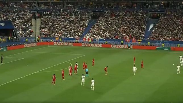 Tijeretazo a la Champions dlvr.it/SRqchh