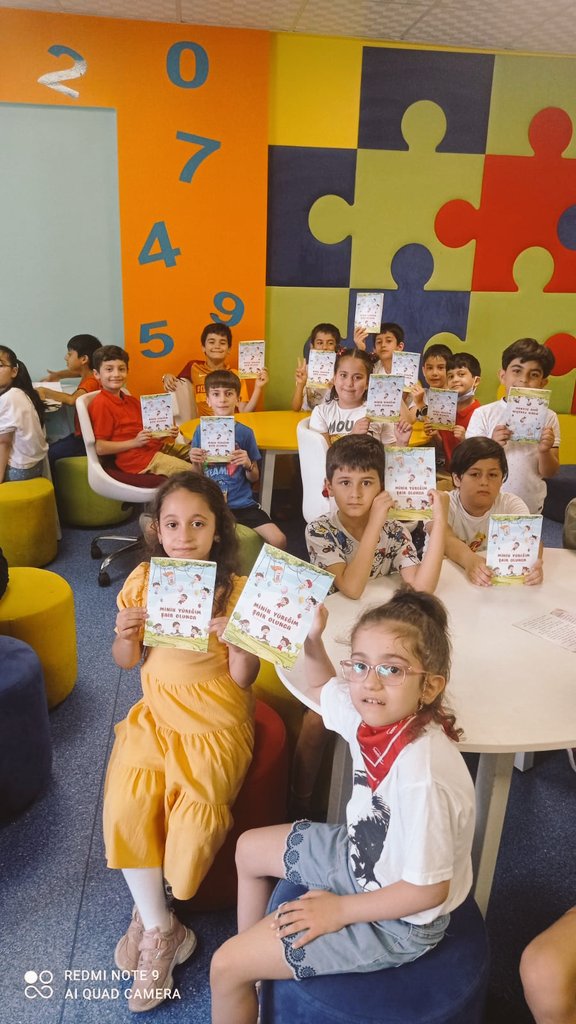 Aydinlikevlerio's tweet photo. Okulumuz 2M Öğrencilerinin hazırladığı "Minik Yüreğim Şair Olunca" kitabı basılmıştır. Öğrencilerimizin minik yüreklerinin emeklerini ve öğretmenlerini tebrik ederiz
@MersinMEM @AdemKoca46 @yenisehirmem_33 @necmidinc @saimdemir33 https://t.co/6wL07O4FzT