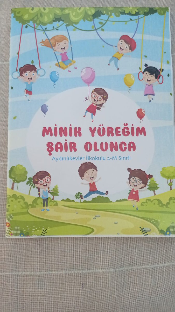 Aydinlikevlerio's tweet photo. Okulumuz 2M Öğrencilerinin hazırladığı "Minik Yüreğim Şair Olunca" kitabı basılmıştır. Öğrencilerimizin minik yüreklerinin emeklerini ve öğretmenlerini tebrik ederiz
@MersinMEM @AdemKoca46 @yenisehirmem_33 @necmidinc @saimdemir33 https://t.co/6wL07O4FzT