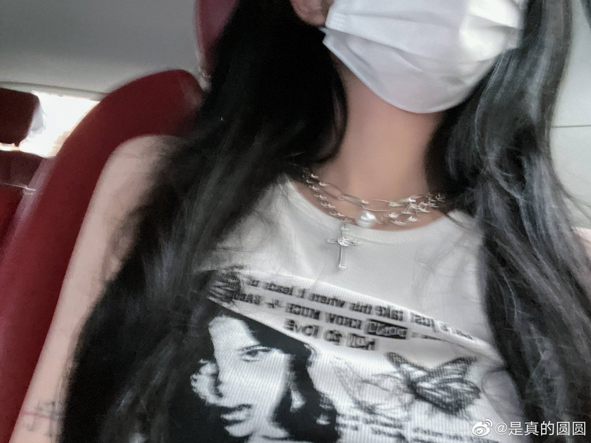 220608 💜

Weibo Updated

(1) ขอบคุณจริงๆ ^_^

#左婧媛 #ZUOJINGYUAN #จั่วจิงหยวน #SNH48