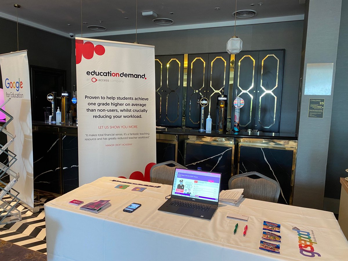 wearewonde's tweet photo. As always, it's lovely to have been able to say hello and catch up with some of our friends today at the @ASCL_UK EdTech Conference 😊#ASCLEdTech
@Safeguarding_Co https://t.co/33cbYxFFXp