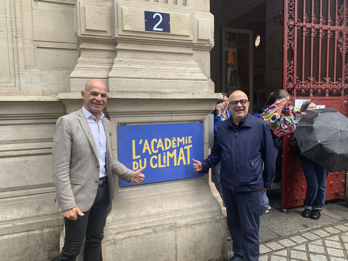 Merci <a href="/SergeOrru/">Serge Orru</a> pour cette passionnante visite de <a href="/AcademieClimat/">Académie du Climat</a> Bravo !! Changer de culture pour sauver notre 🌍